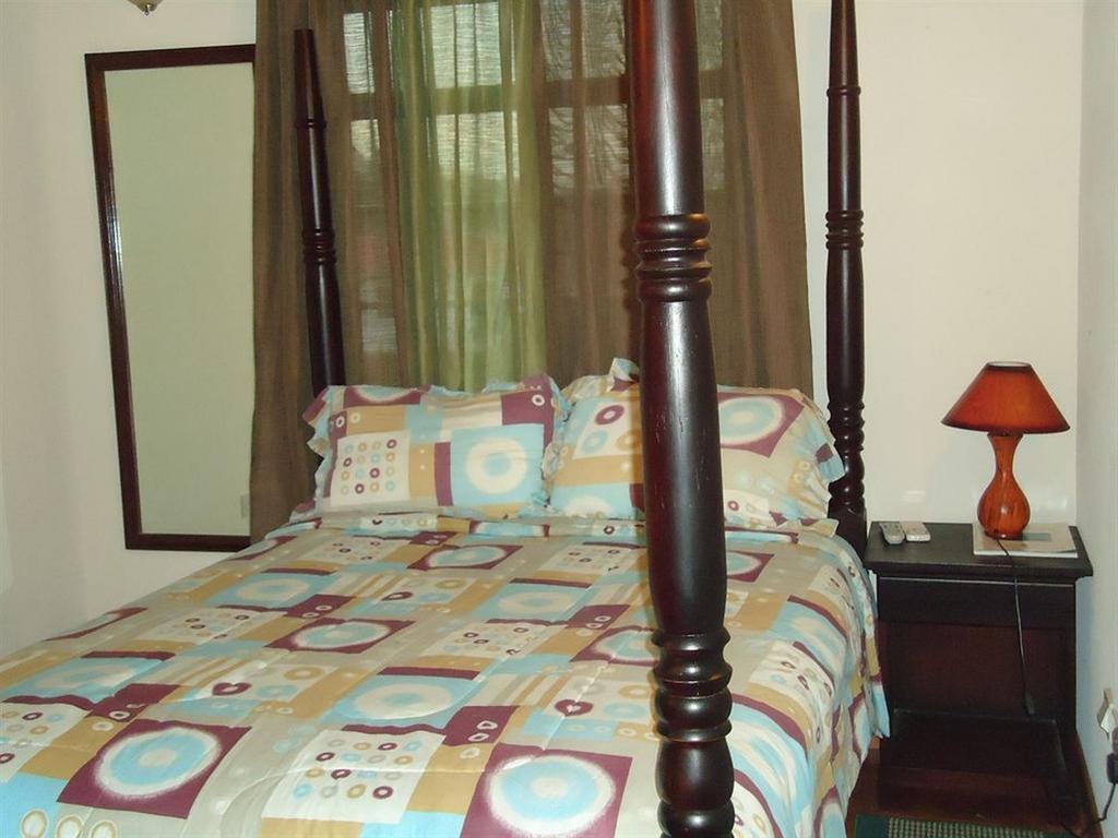 Augusta'S Apartments Rodney Bay ห้อง รูปภาพ