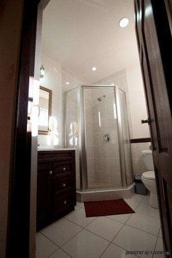 Augusta'S Apartments Rodney Bay ภายนอก รูปภาพ