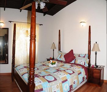 Augusta'S Apartments Rodney Bay ภายนอก รูปภาพ